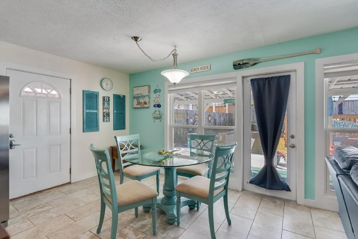 بيت للعطل 7131 Sunset Ave - Cottage By The Sea With Pool بنما سيتي بيتش